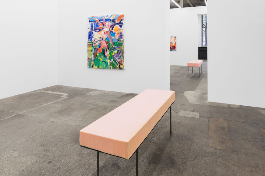 Claudia Piepenbrock: Bänke [2-teilig], 2017, Stahl, Schaumstoff, je 65 x 50 x 150 cm

